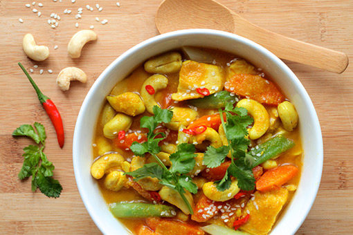 Cashew & Chicken Curry