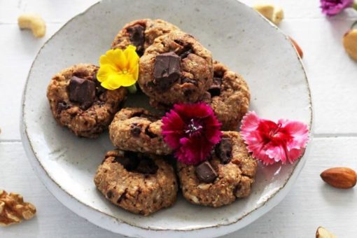 Chewy Nut & Chocolate Chunk Cookies